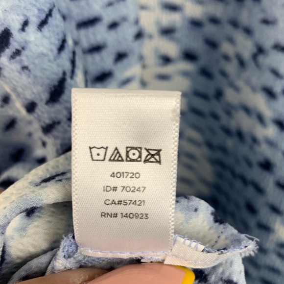 Lou & Grey Blue Polka Dotted Tank w/bow sz M - Picture 6 of 6